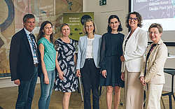 Group picture of Pioneering Women in CS